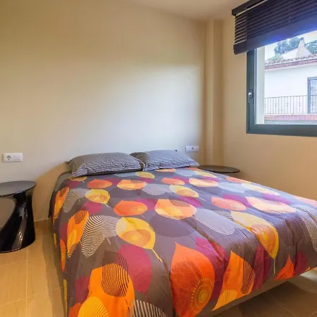 Llevantina 36 - Atico Con Gran Terraza Y Vistas Al Mar En Llanca. - Es-228-66 *